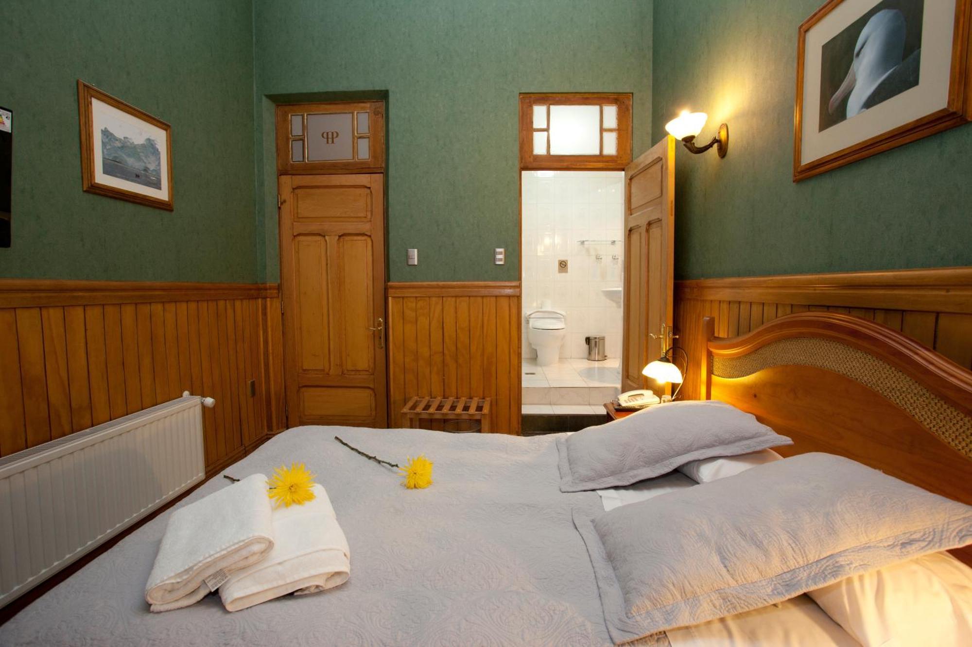פואנטה ארנס Hotel Plaza מראה חיצוני תמונה